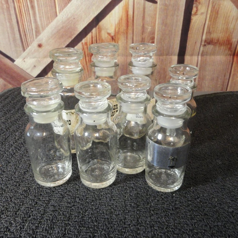 Vintage Glass Spice Herb Bottles W toppers. EUC~Japan made~Apothaecary~Witch